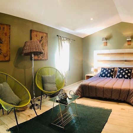 Mas Guiraud, Le Coquet Bed & Breakfast Beaucaire  Exterior photo