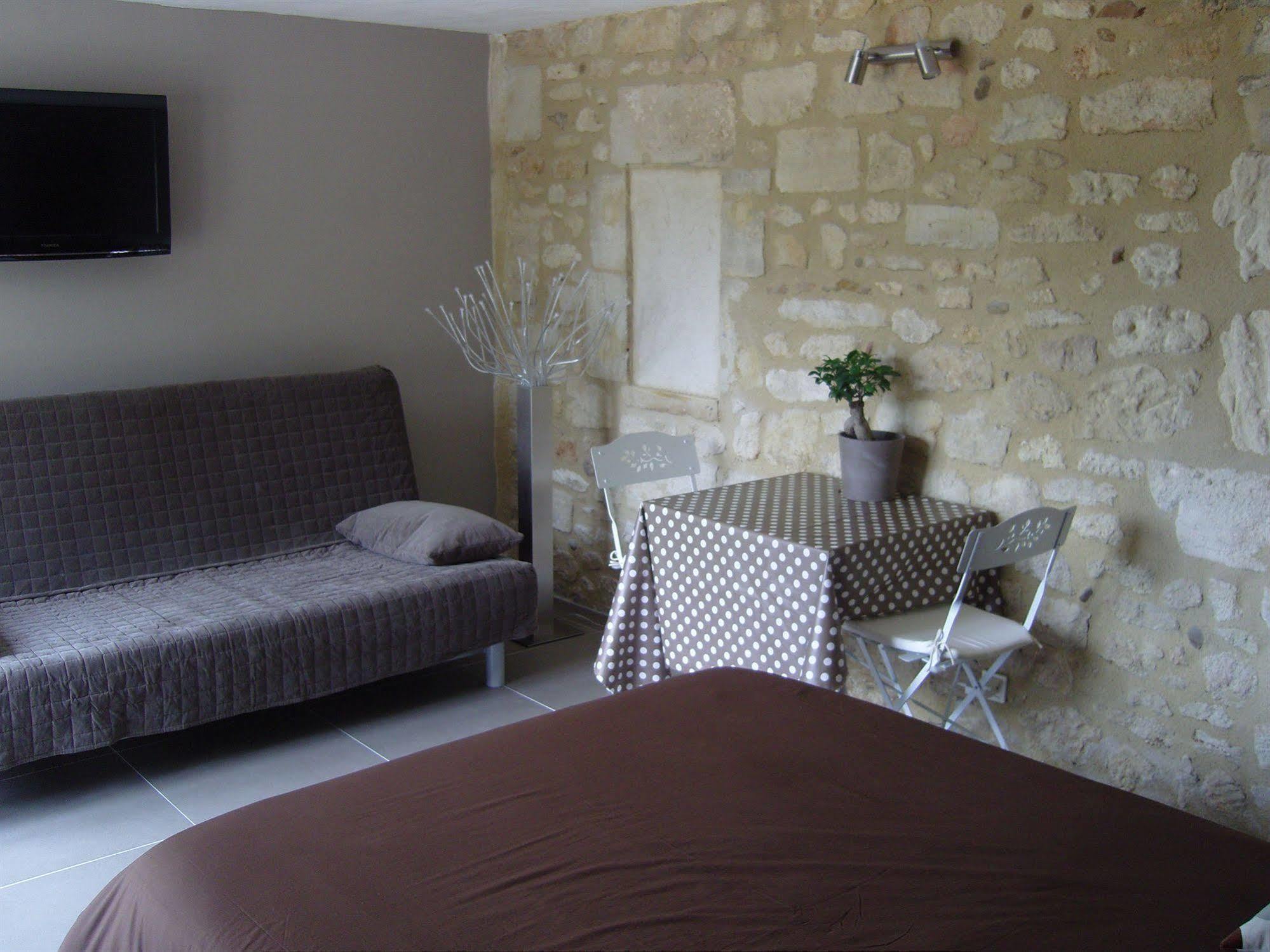 Mas Guiraud, Le Coquet Bed & Breakfast Beaucaire  Exterior photo