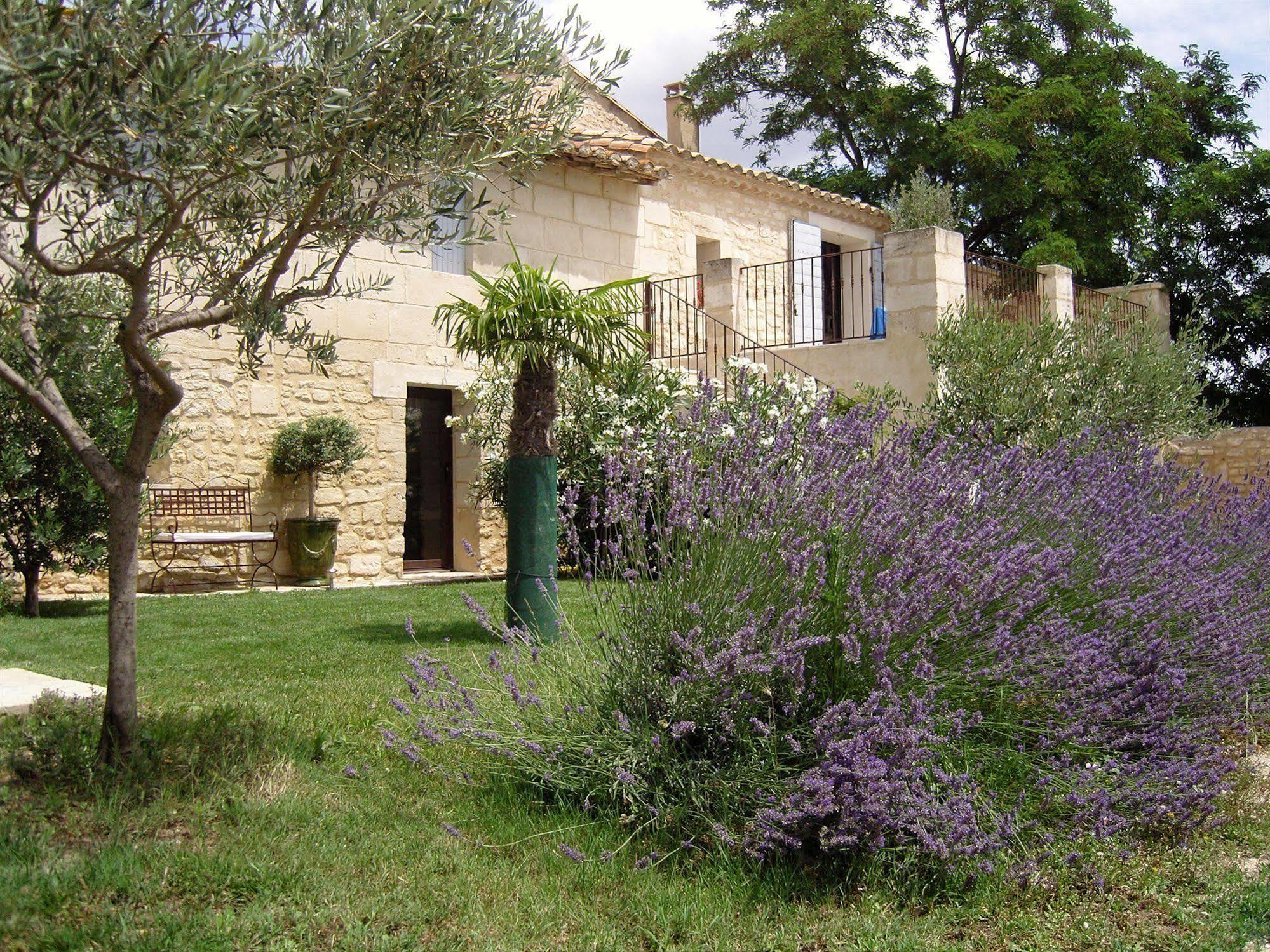 Mas Guiraud, Le Coquet Bed & Breakfast Beaucaire  Exterior photo