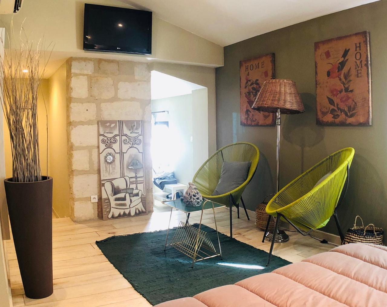 Mas Guiraud, Le Coquet Bed & Breakfast Beaucaire  Exterior photo