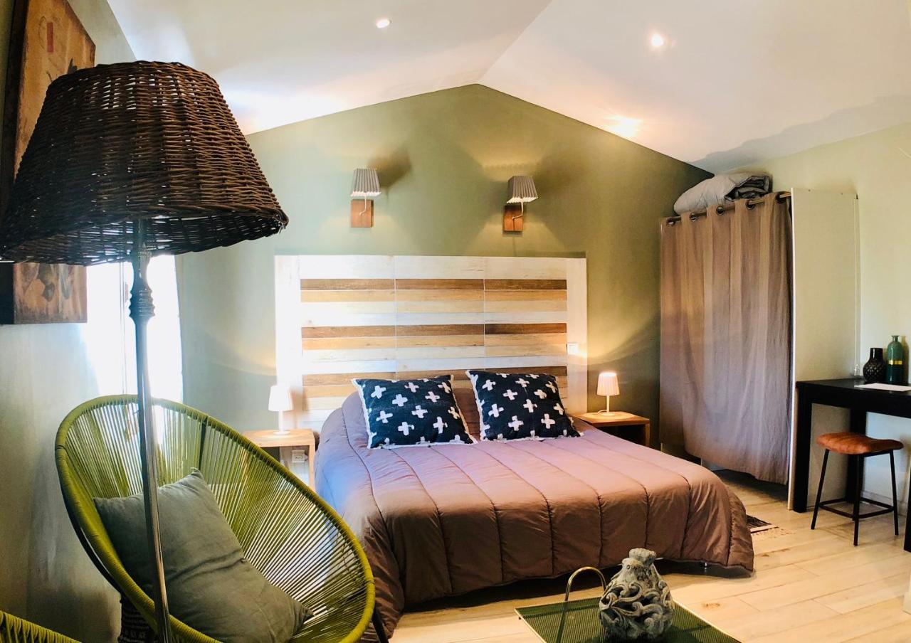Mas Guiraud, Le Coquet Bed & Breakfast Beaucaire  Exterior photo
