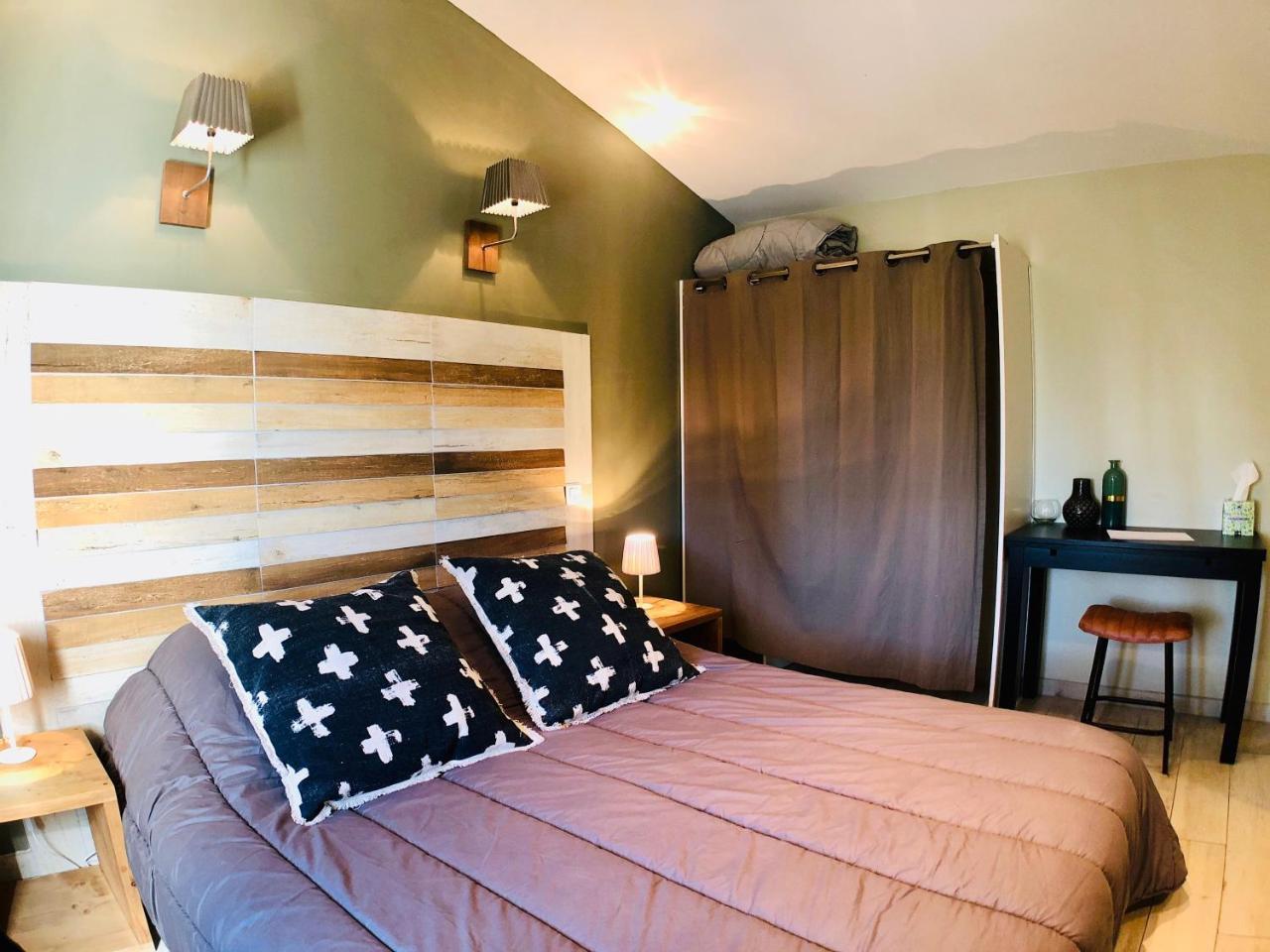 Mas Guiraud, Le Coquet Bed & Breakfast Beaucaire  Exterior photo